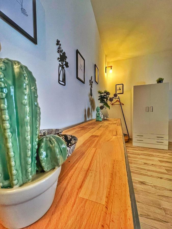 Ingrosso House Mini Loft Lecce Apartamento Exterior foto